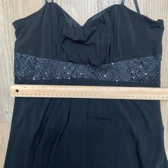 Laundry by Shelli Segal - Black Formal Sleeveless Long Dress Beaded Chest Size 6 - Picture 3 of 6